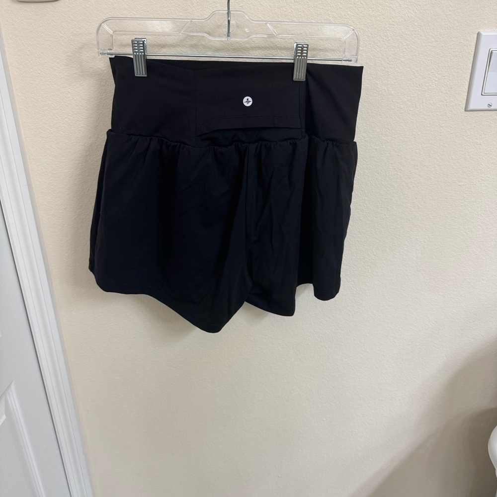 Halara Black High-Waisted Shorts 3”